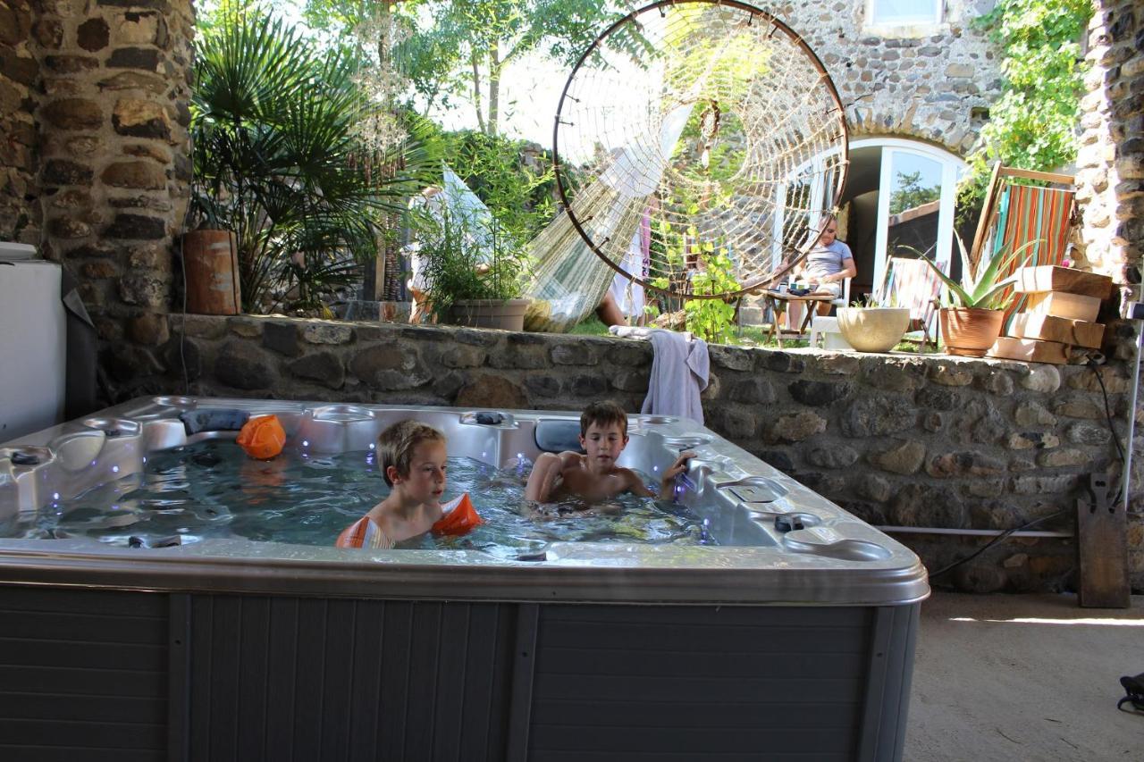 L'Attrape Reve Bed & Breakfast Saint-Vincent-de-Barres ภายนอก รูปภาพ